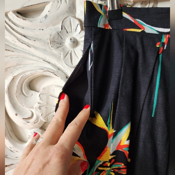 Eva Mendes Black bird of paradise Maddie skirt - Picture 9 of 13